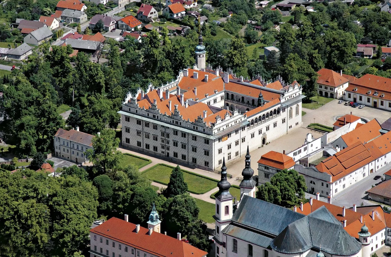 Letovisko na výlet v Pardubicích: Zámek Kunštát.